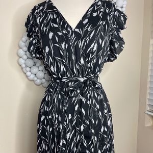 SAM EDELMAN VNECK WRAP FLORAL MAXI DRESS